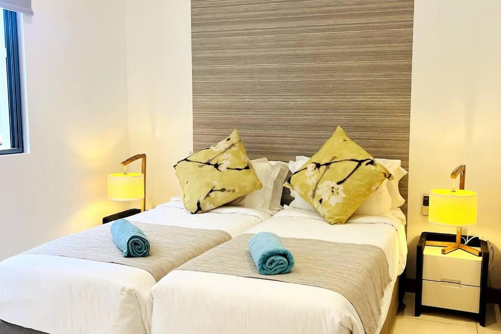 Latitude Luxury Seafront Suite Rivière Noire Exterior foto