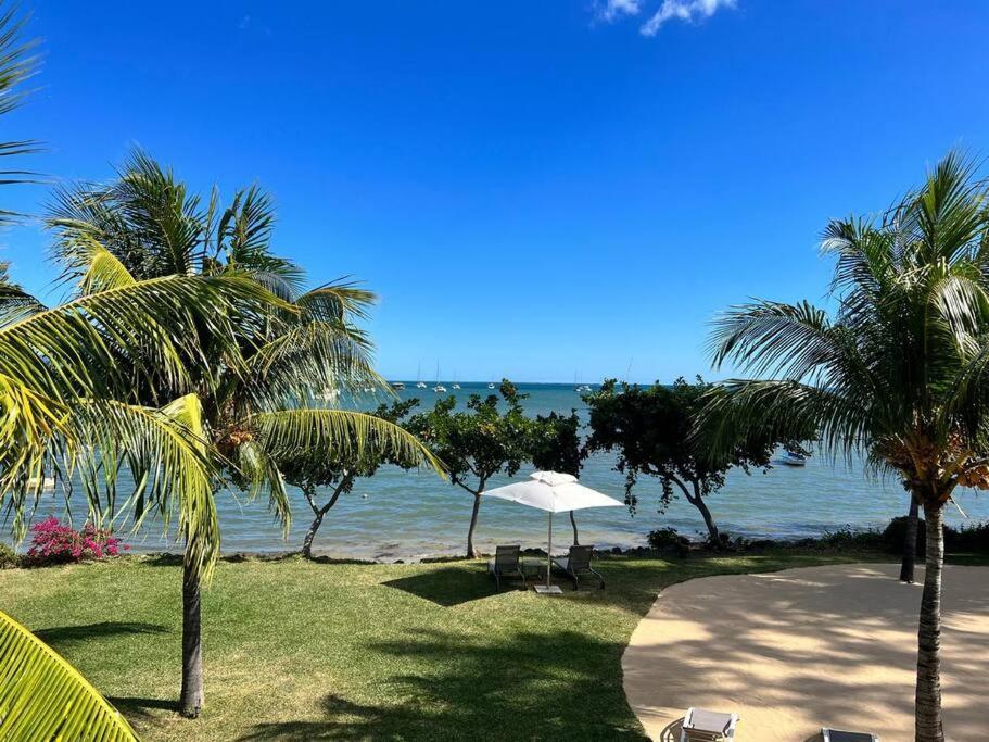Latitude Luxury Seafront Suite Rivière Noire Exterior foto